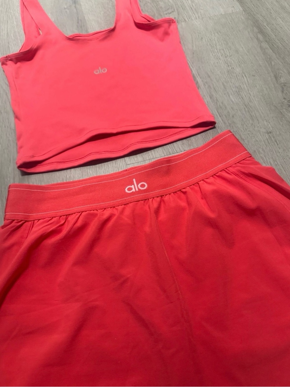 ALO Yoga Softsculpt Precision Tank Top Match Point Skort Skirt Sz Small - Picture 3 of 3